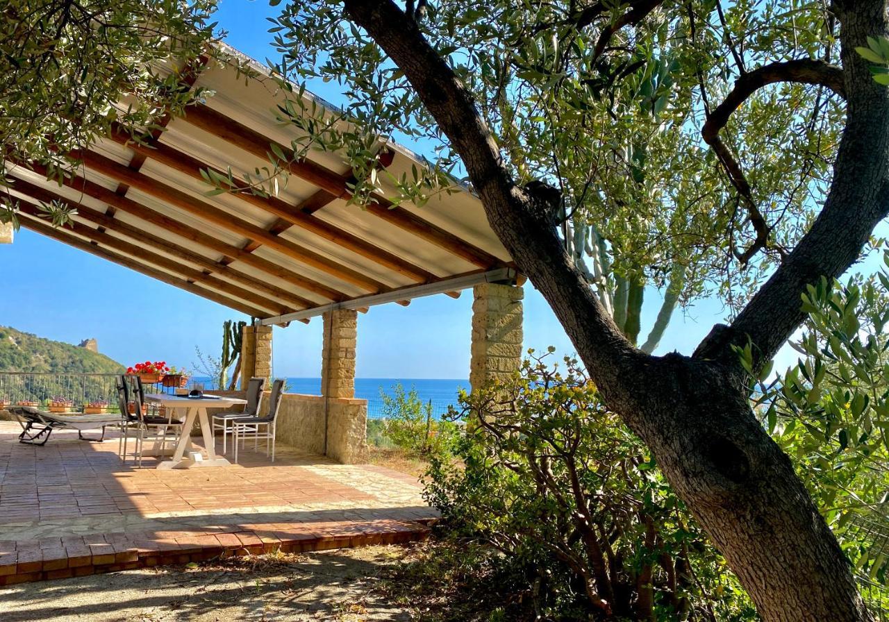 Villa Lo Scoglio Ascea Eksteriør billede