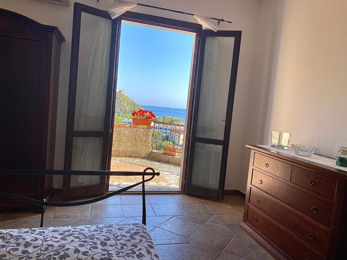 Villa Lo Scoglio Ascea Eksteriør billede