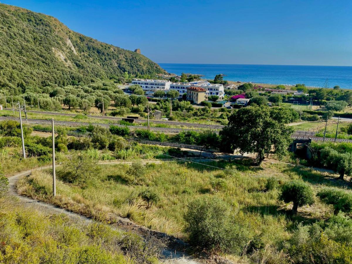 Villa Lo Scoglio Ascea Eksteriør billede